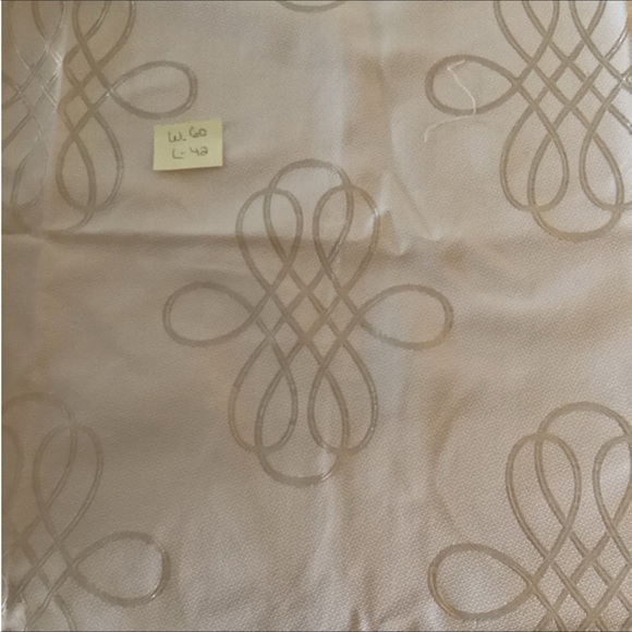 619. DECORATOR FABRIC BY THE YARD - Picture 1 of 1